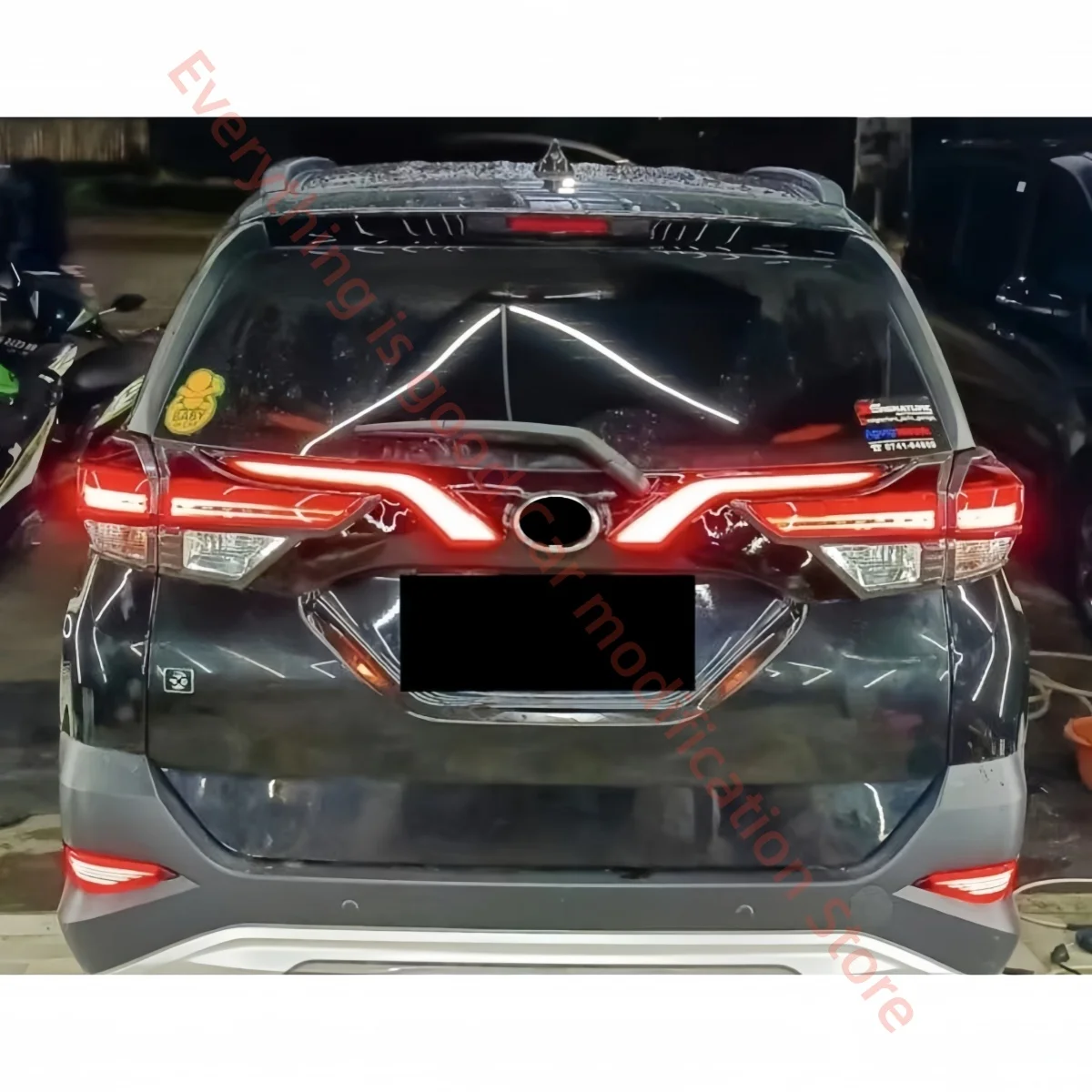 Фото Для Toyota Rush 2023: Модифицированные светодиодные задние фонари полной ширины, стоп-сигналы, указатели поворота, сигнальные огни, задние фонари, автозапчасти №4