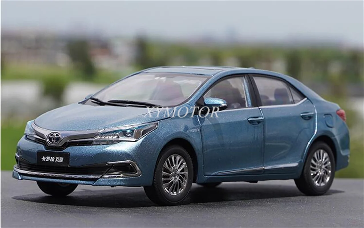 

1/18 For Toyota Corolla Double engine Diecast Car Model Kids Boy Gifts Blue/Red Metal,Plastic,Rubber Toys Hobby Ornaments