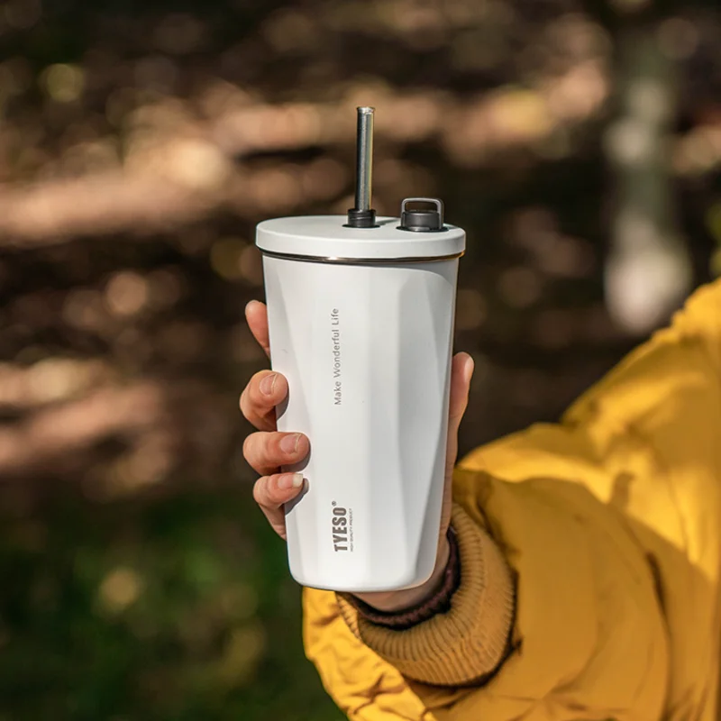 

TYESO New Stainless Steel Coffee Cup Ice Bar Insulation Car Straw Cup Vacuum Large Capacity Water Bottle Thermos Cups 600ml