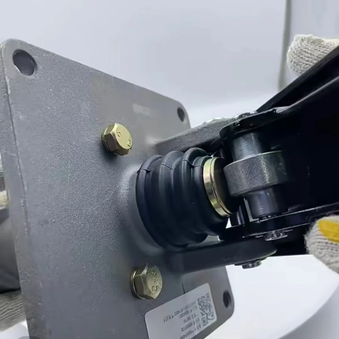 XCMG LW300/500/600FV/HV/KV педаль тормоза погрузчика XM60C(XK)-3514002 главный тормозной насос