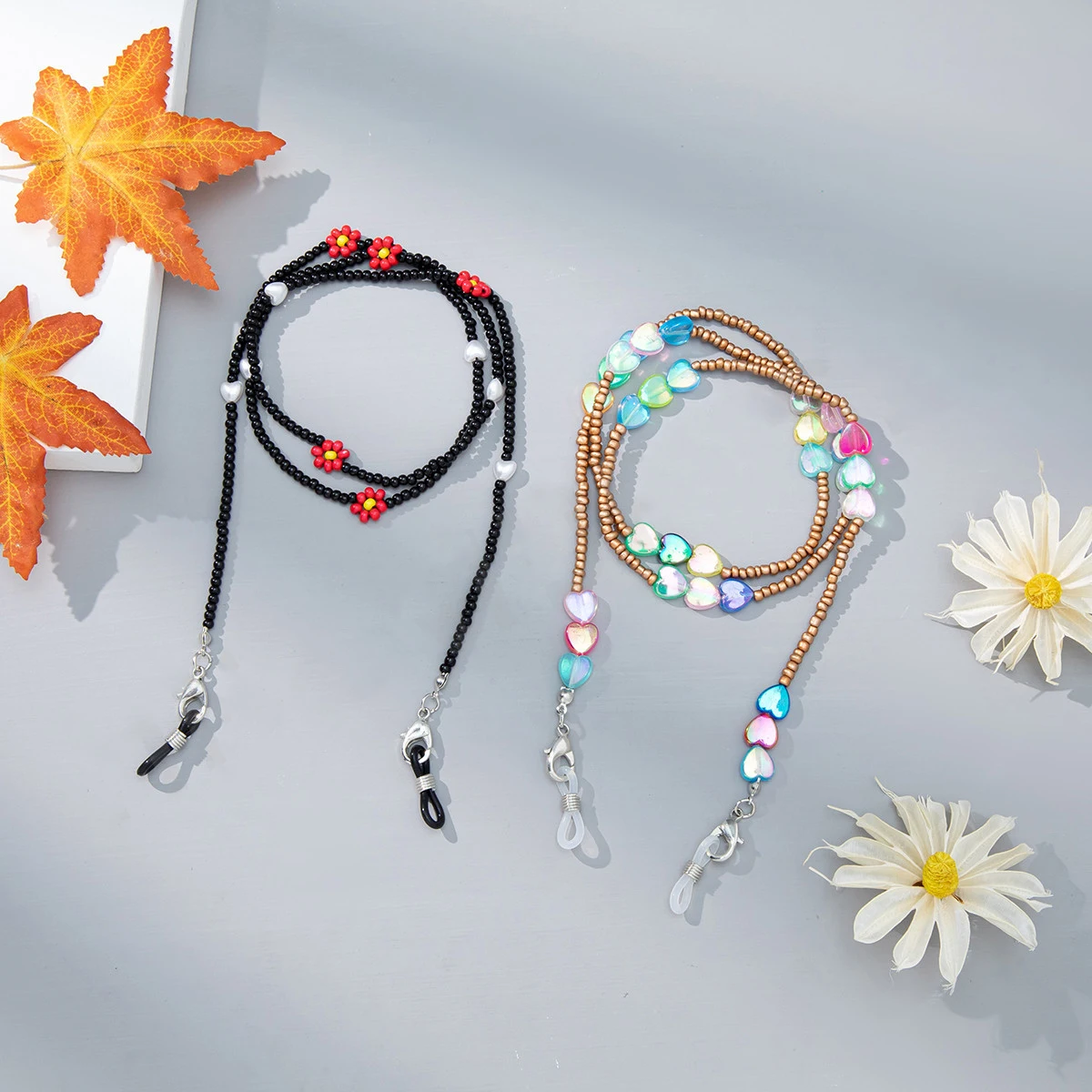 

New Korean Fashion Handwoven Beaded Chain on Glasses Anti-lost Sunglasses Chain For Women Geometric Heart Flowers Jewelry Bijoux
