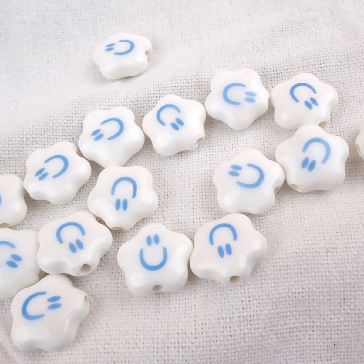 

14mm Plum Blossom Smiling Face Ceramic Beads For Jewelry Making DIY Loose White Bead Fit Bracelet Necklace Earrings Accessories