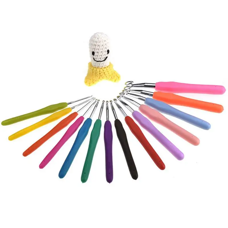 

1Pc Multicolor DIY Knitting Needle Soft Grip With Handle Crochet Hook