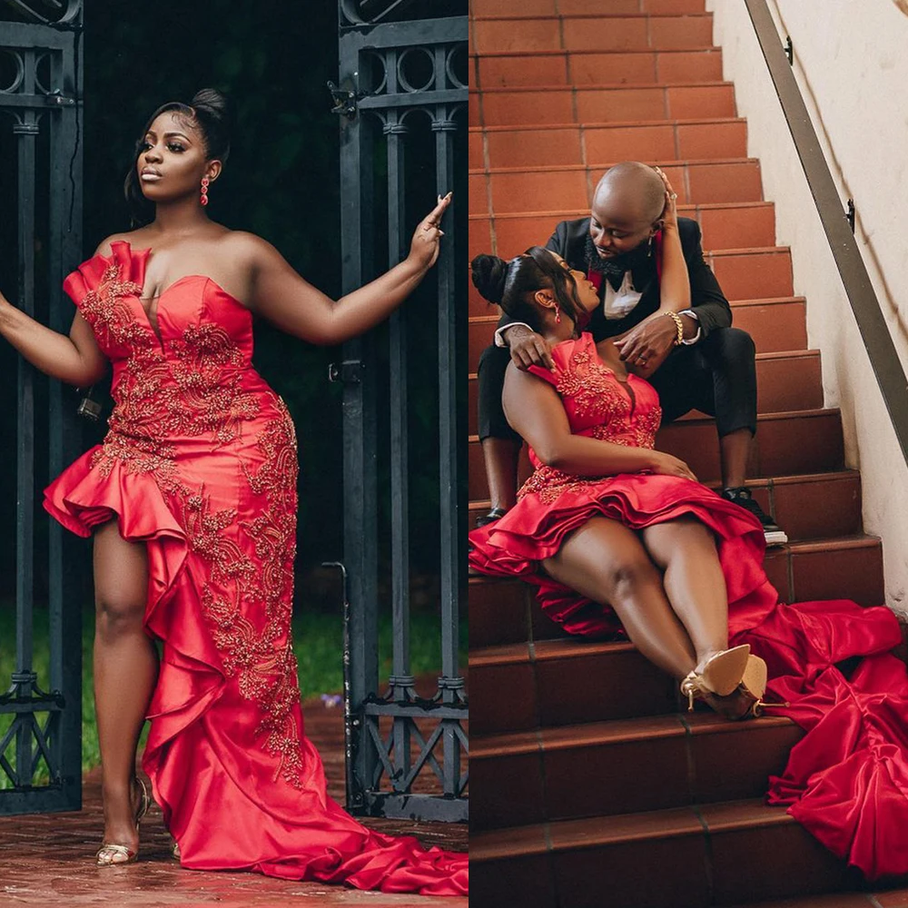 

Exquisite Red Evening Dresses Plus Size Off Shoulder Beaded Prom Gowns Custom Made Open Back Side Split Ruffles Party Dresses