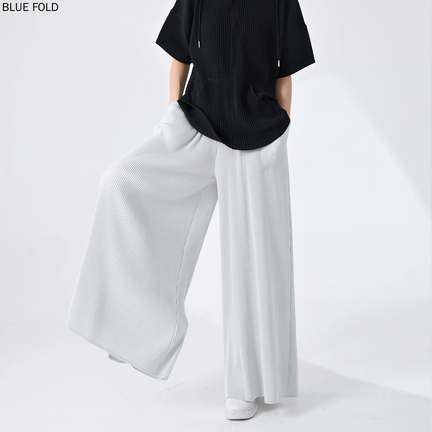 Брюки Miyake женские с широкими штанинами Осень-зима 2024 плотная драпировка