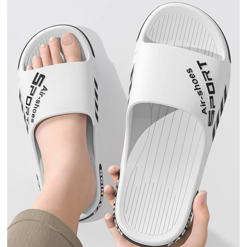 Мужские тапочки для летней уличной одежды модные нескользящие домашние сандалии