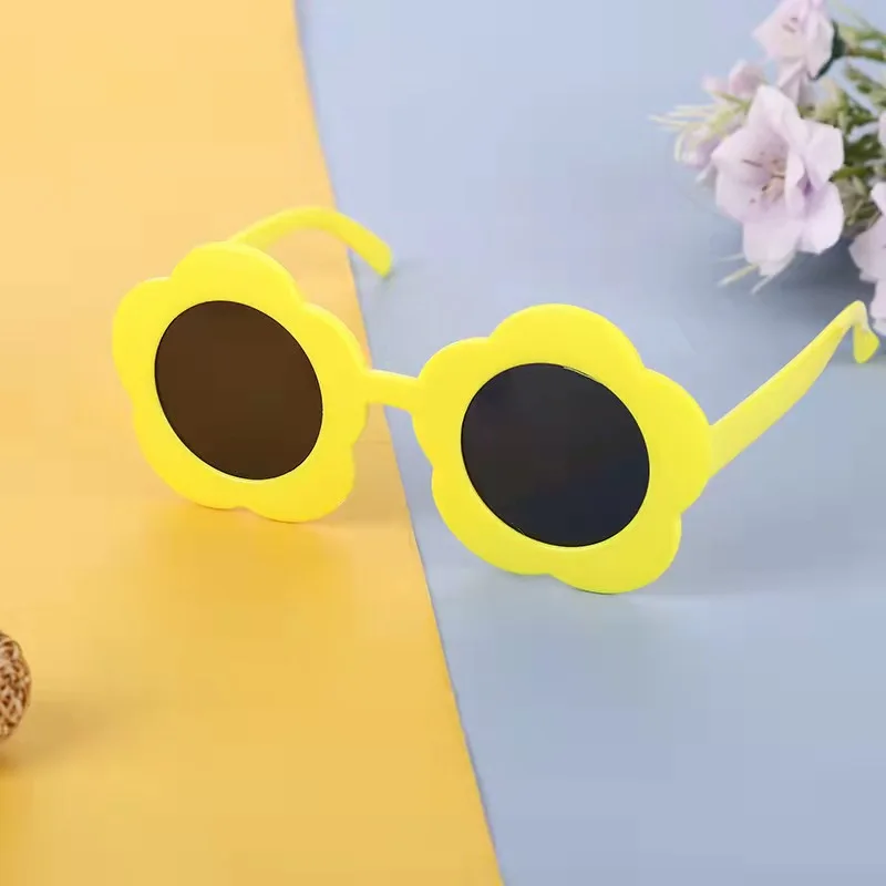 Детские солнцезащитные очки в цветочной оправе брендовые дизайнерские модные