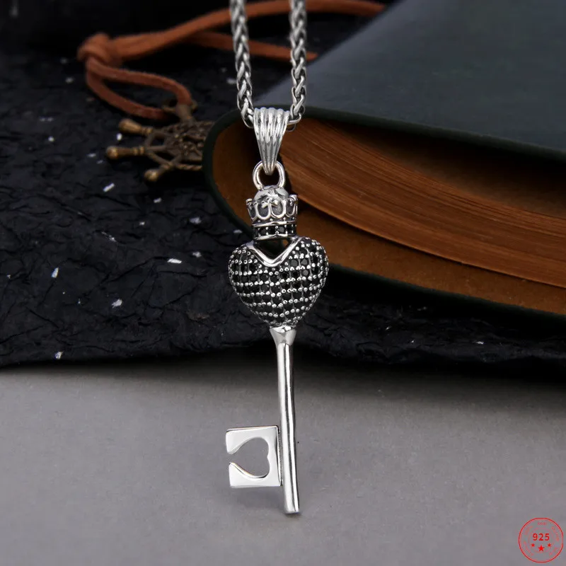 

S925 Sterling Silver Charm Pendants 2022 New Fashion Creative Lovely Heart Key Zircon Argentum Amulet Jewelry for Man Women