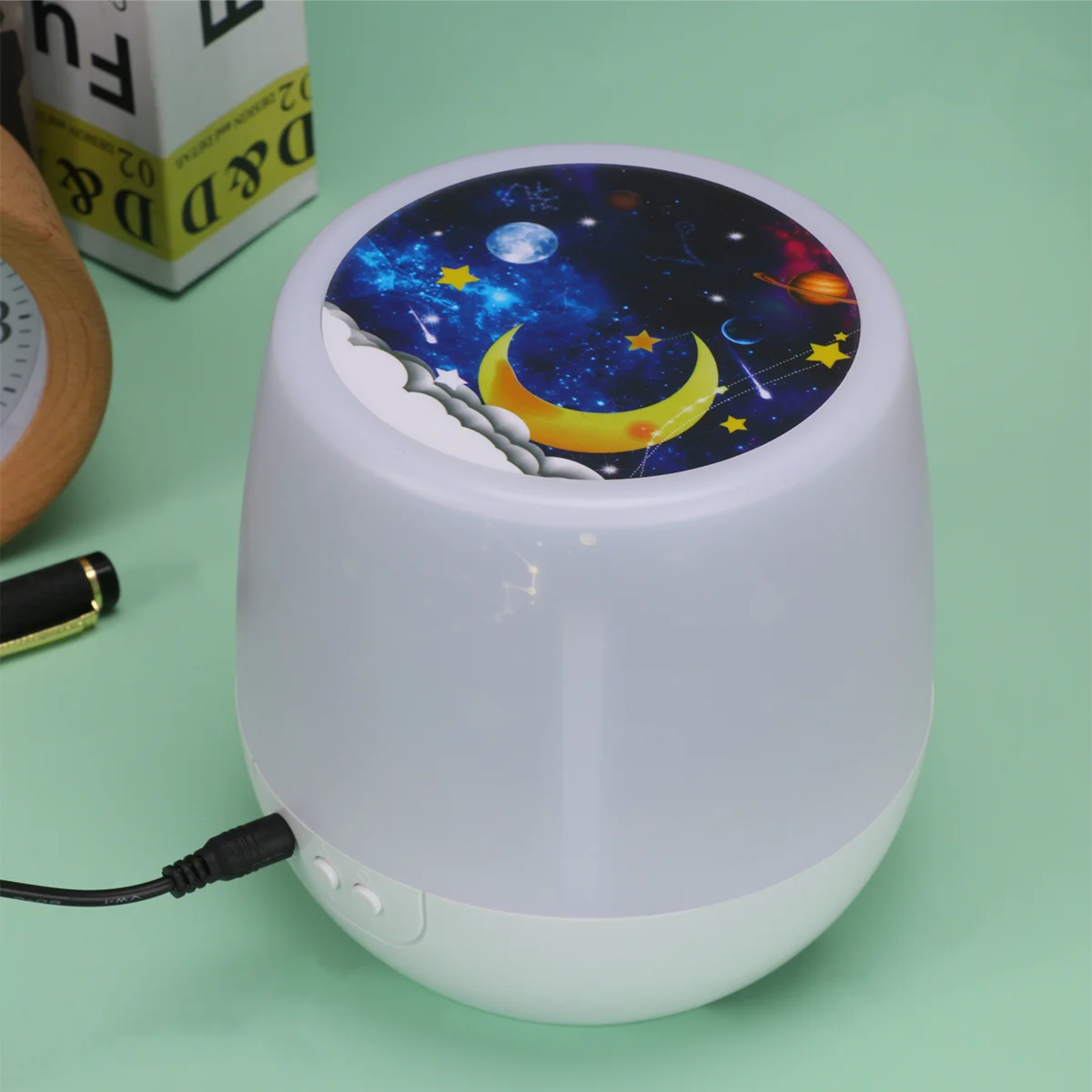 

1PC Bedroom Lamp Creative Desktop Atmosphere Projection Lamp for Home Store Dorm Mall