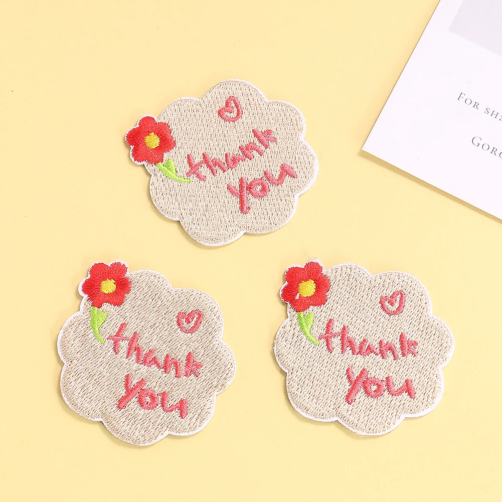 

2 шт., самоклеящиеся патчи с вышивкой «thank You»