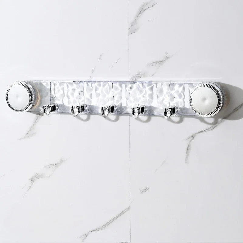 

Крючки для одежды с ледовым рисунком