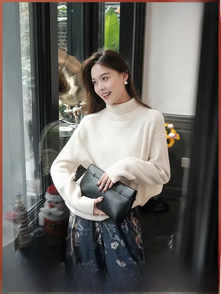 Ностальгический свитер из кашемира Conseini Angora |