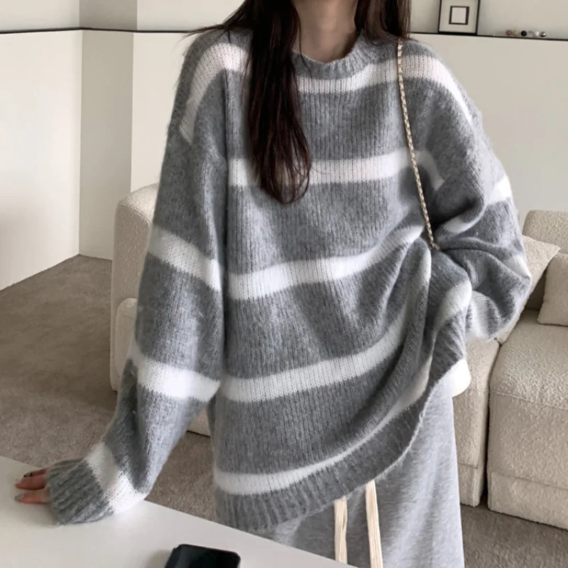 

Женский трикотажный свитер в полоску, в стиле Харадзюку