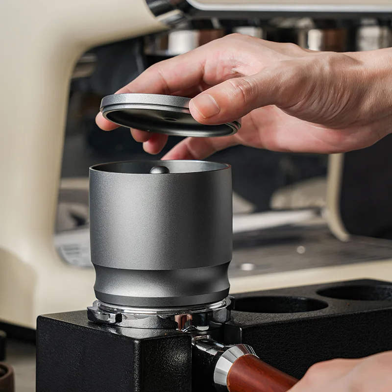 

Coffee Catchers With Lid 58mm Aluminum Alloy Anti-Flying Powder Cloth Powder Cup Grinder Catch Cup Handle Catch Cup