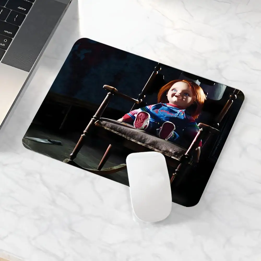Фото Коврик для мыши Chucky, игровые коврики для мыши, ноутбуки, маленькие защитные принадлежности для запястий, настольные аксессуары, роскошные аксессуары для ноутбуков cs lol №1