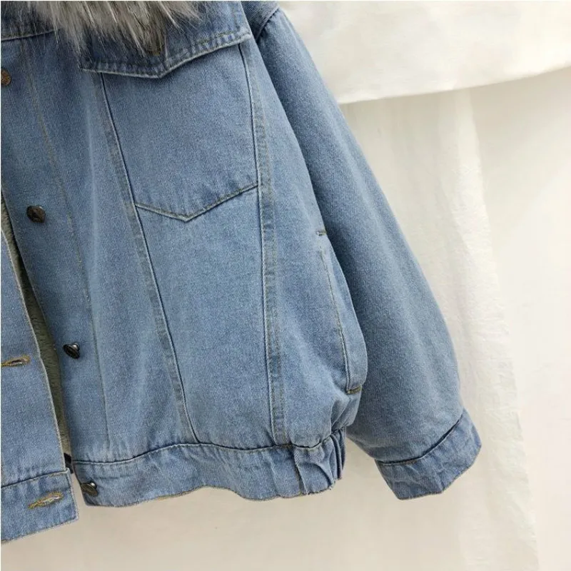 2 Colors Denim Jacket New Women Winter Hooded Faux Fur Collar Warm Jean Jacket Female Bomber Coats Student Basic Short Parkas