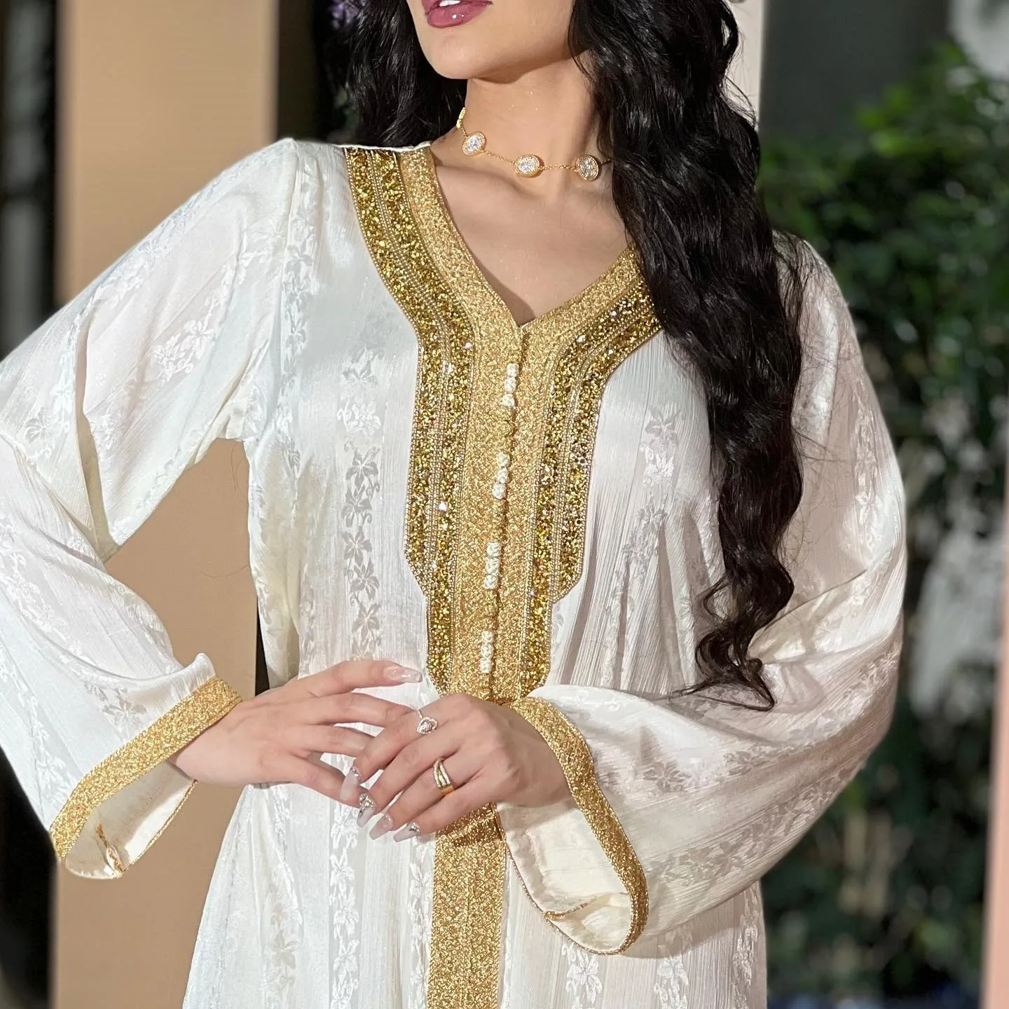 Amaya Spring 2023 Women's Hot Diamond Lace Robe Muslim White Satin Jacquard Dress with Underwear Long Muslim Dresses