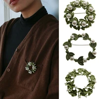 fashion lady elegant retro pearl green plant leaf pin brooch mental forest flowers collar brooch for women accessories jewelry