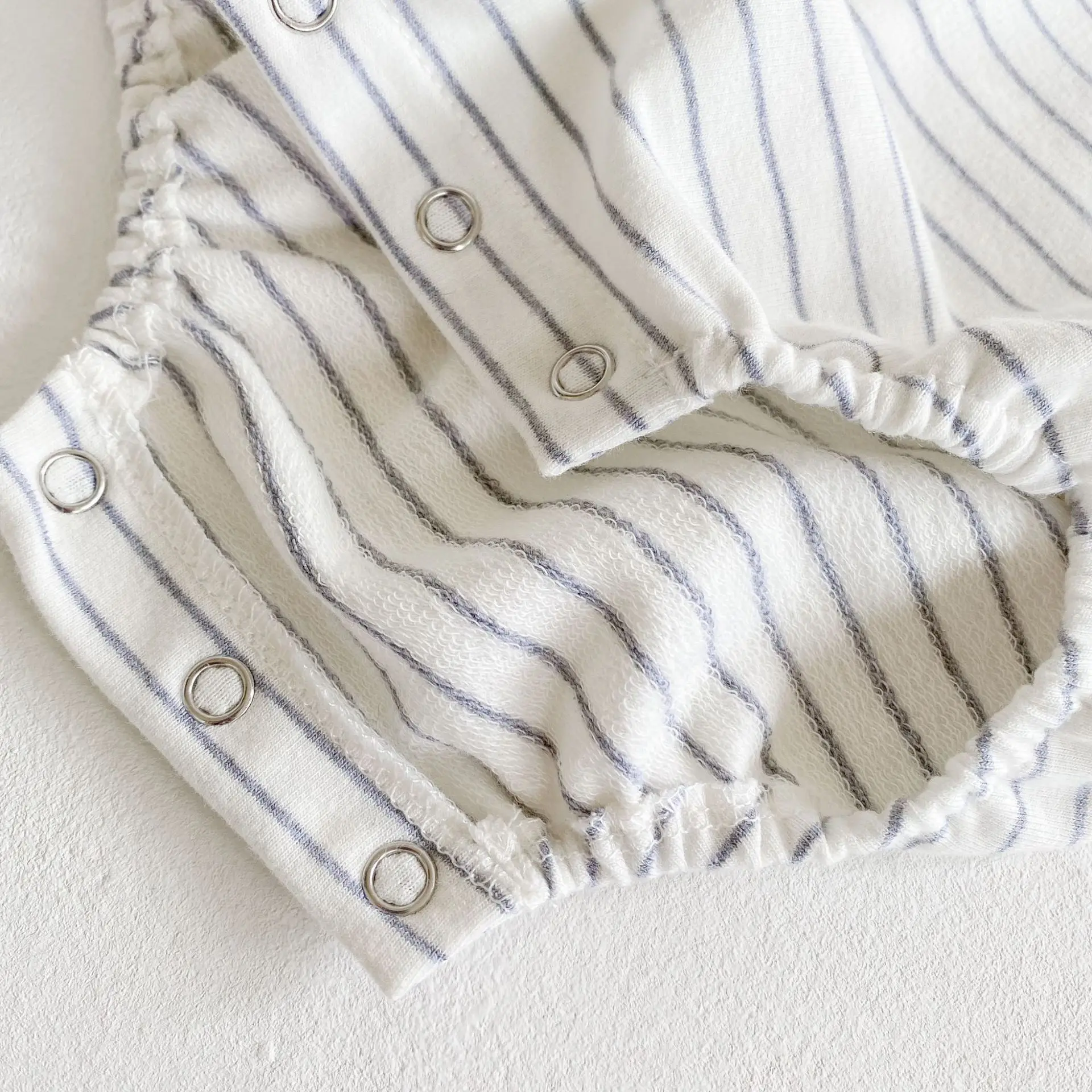 ins2022 autumn and winter baby boys baby girls' rompers children's thin stripe hooded sweater jumpsuit climbing clothes