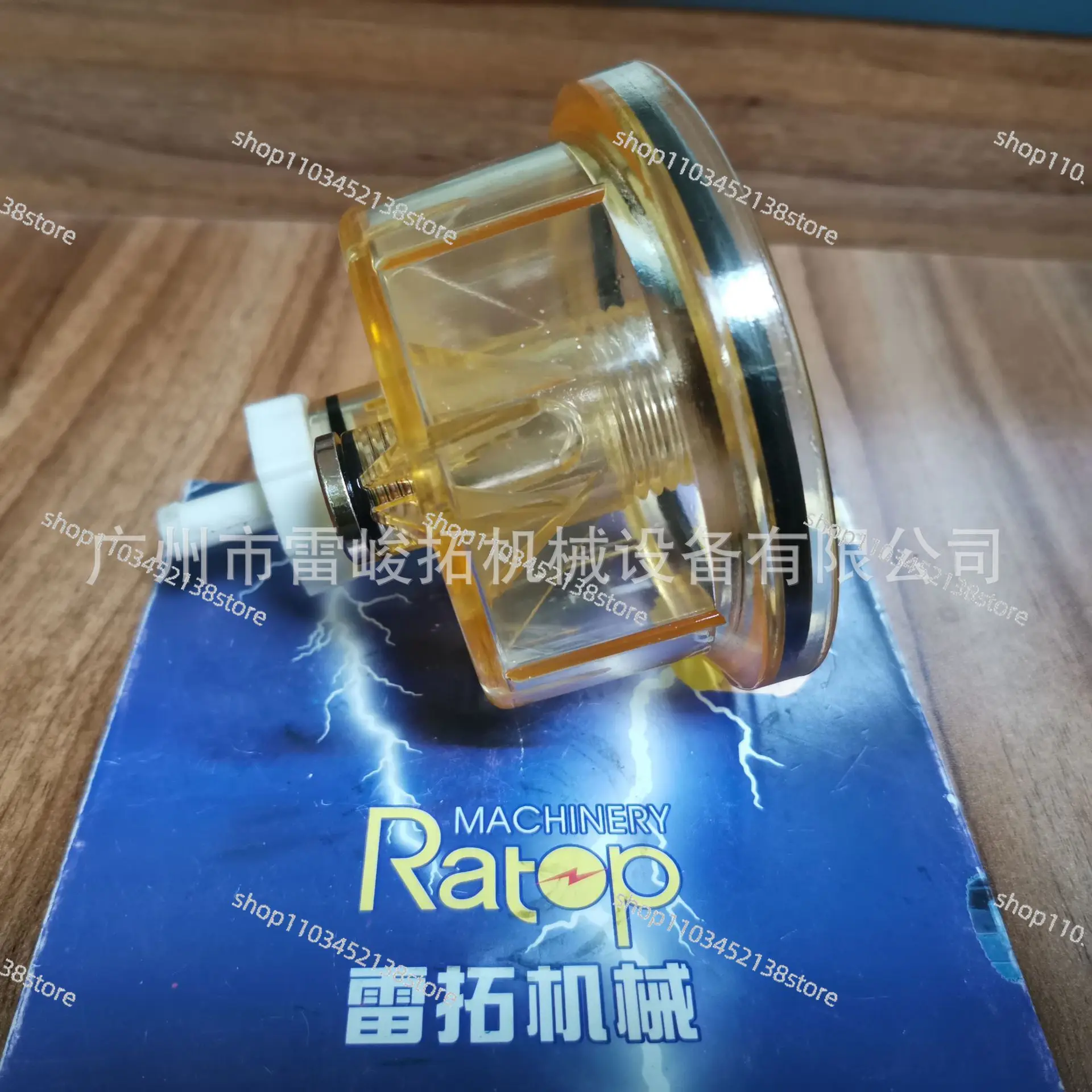 Аксессуары для экскаваторов высокого качества 4D95 4D107 масляный и водный стакан