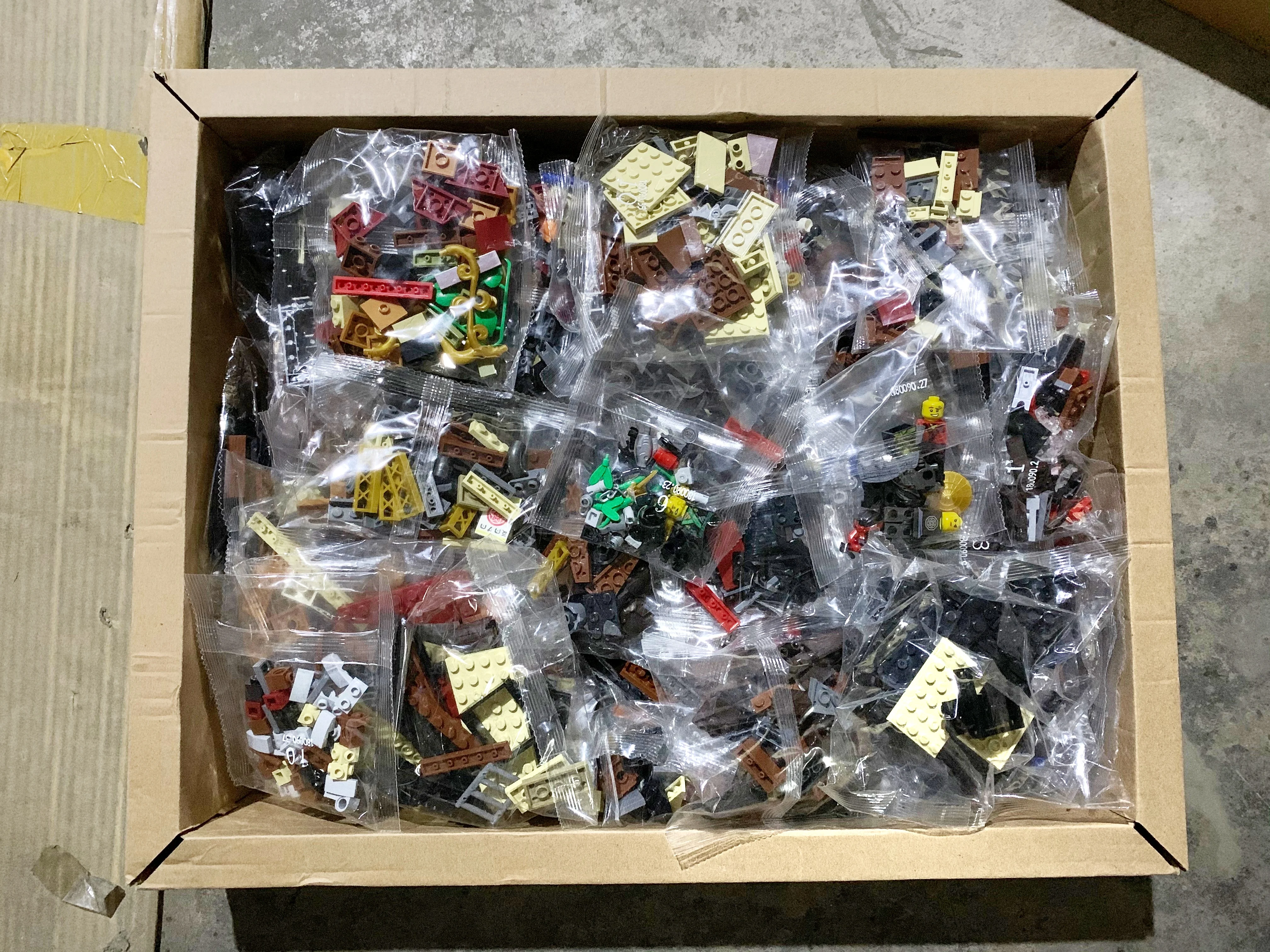 Конструктор Ninja Ship из пластика 2338 деталей