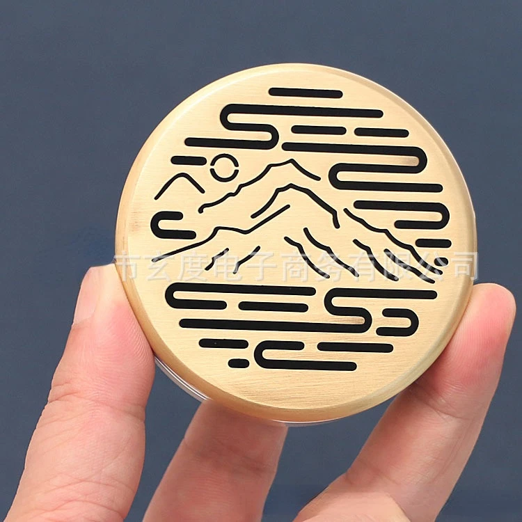 круглые слова. круглые слова. Too much логотип. непереводимый текст. Round text.