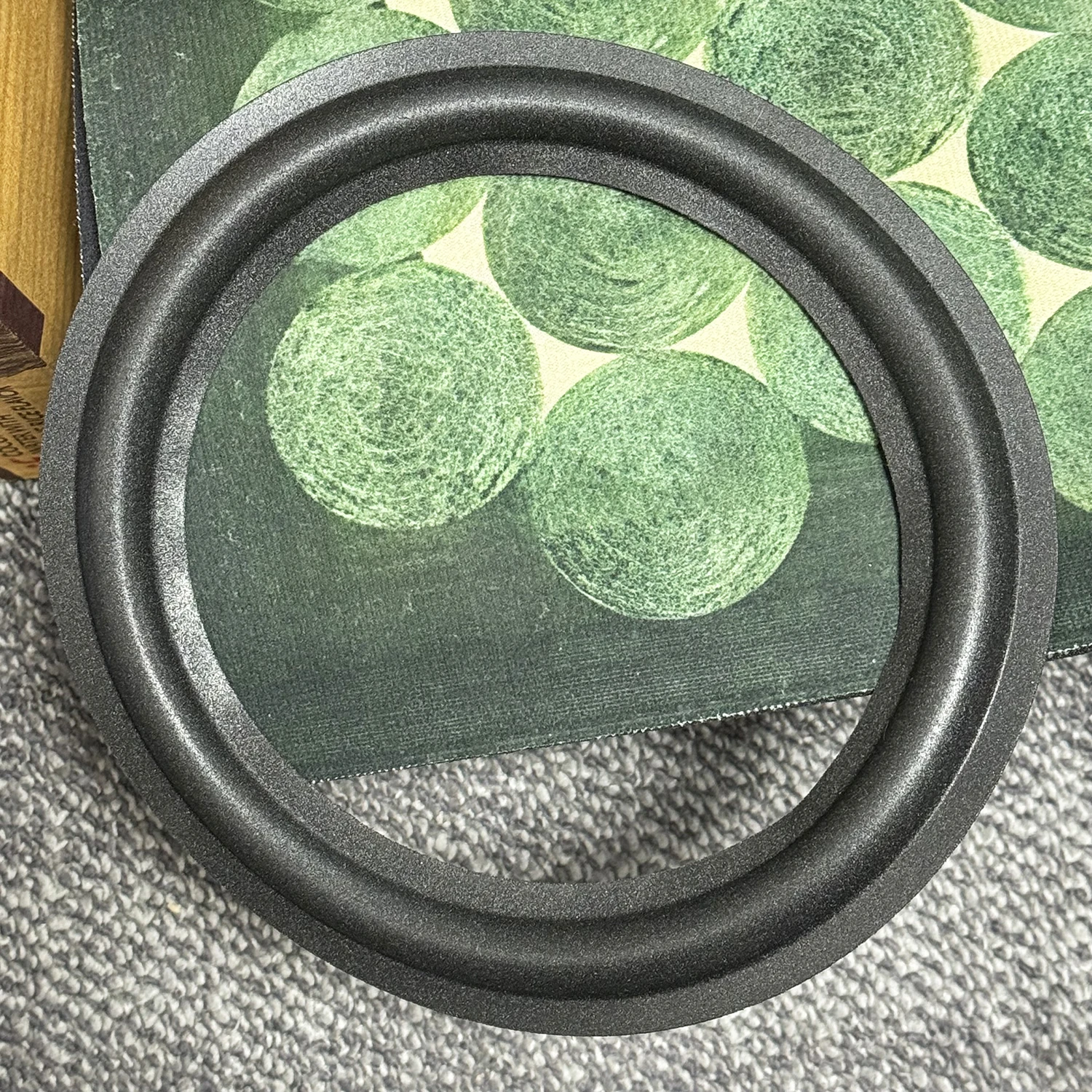 Фото Подходит для JBL SM-82 RS-3000 SM-80 902-7298 CS-3007 KAPPA 6.1 902-6771 CS-3006 RS-3001 SM-185 902-4976 8-дюймовый поролоновый подвес для динамиков №1
