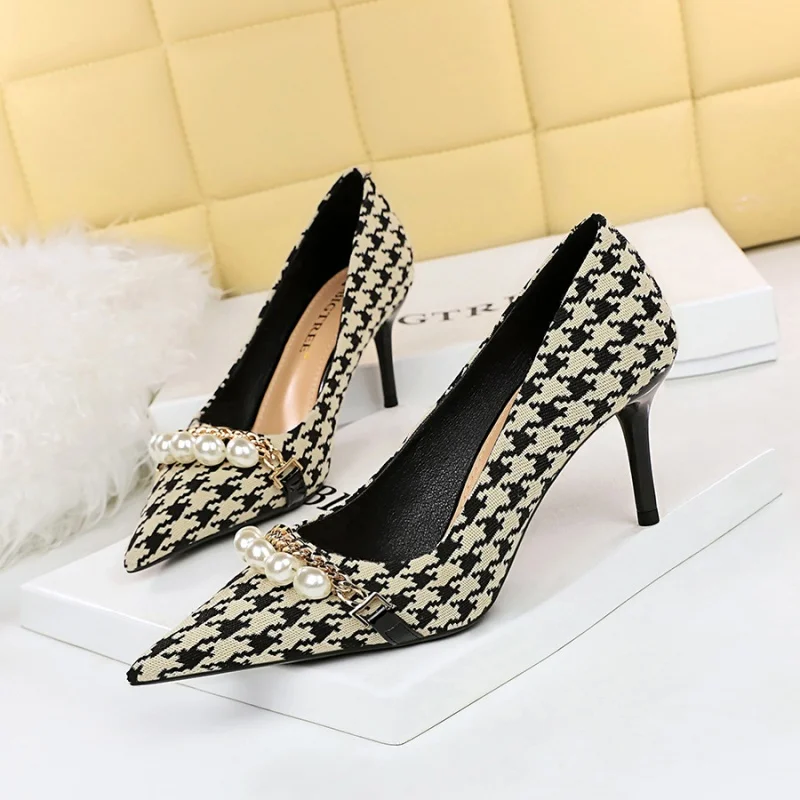 

9283-A1 Stiletto Heel Shallow Mouth Pointed Cloth Plaid Houndstooth Metal Chain Pearl Shoes