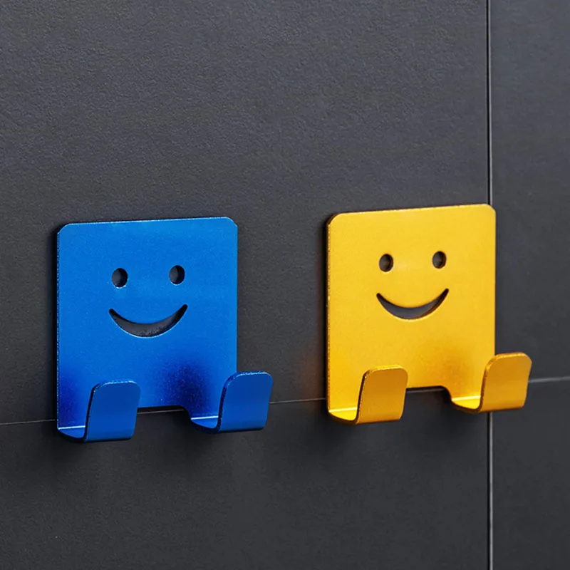 

1Pcs Self-adhesive Hanger Pure Color For Bathroom Kitchen Corrosion-Resistant Punch-Free Smiling Face Pattern Sticky Hook