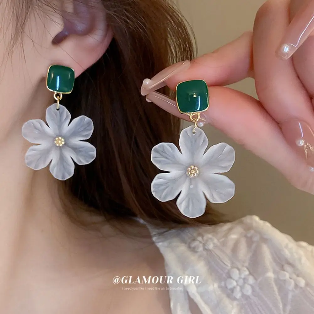 

Summer Sweet Elegant Transparent Acrylic Flower Drop Earrings for Women Girls Trendy Chic Daily Party Earrings Y2K Kpop Jewelry
