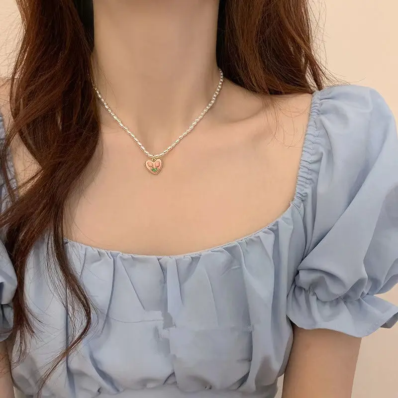 

Tulip Flower Love Necklace For Girls Summer Pearl Neckchain Light Luxury Small And High End Accessories Gift Jewelry