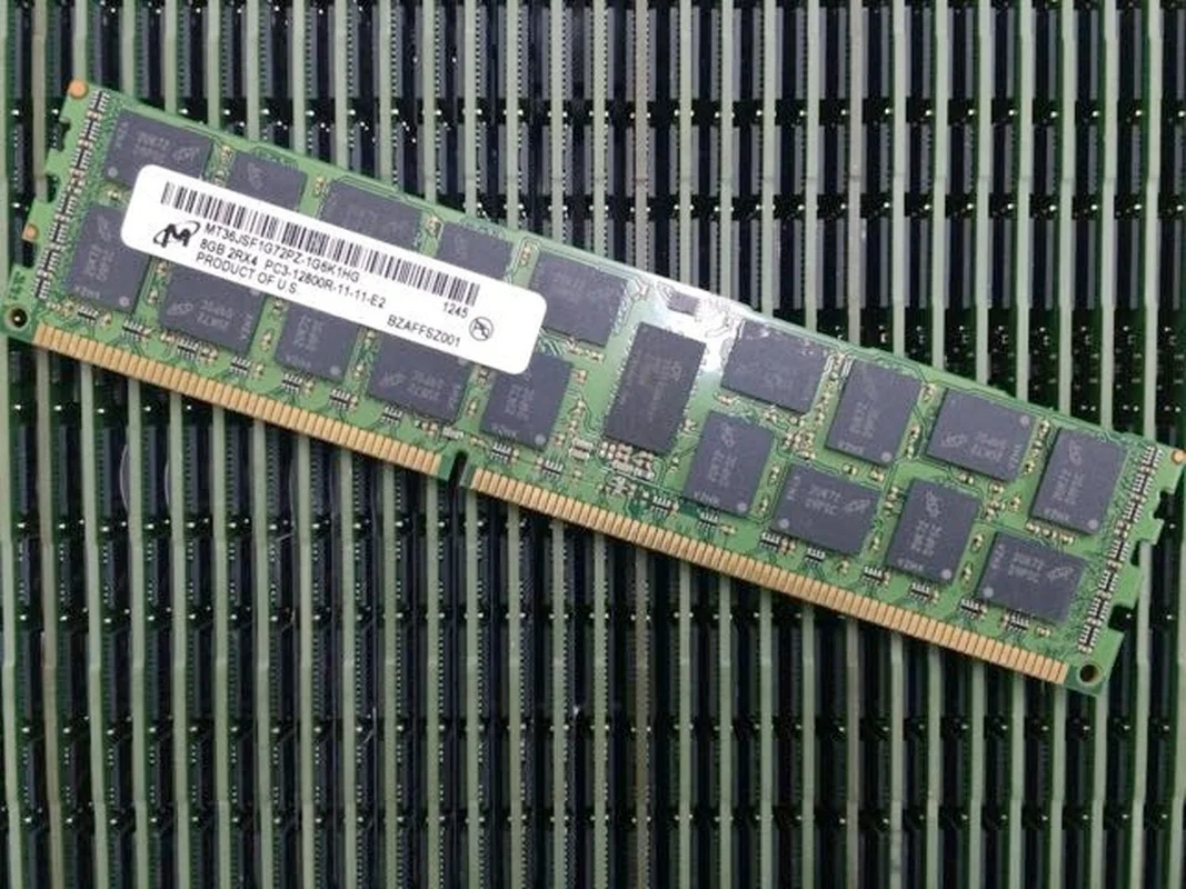 

RAM apply to DELL 8GB 2RX4 PC3L-12800R RVY55 DDR3 Server Memory SNPRVY55C/8G1PCS