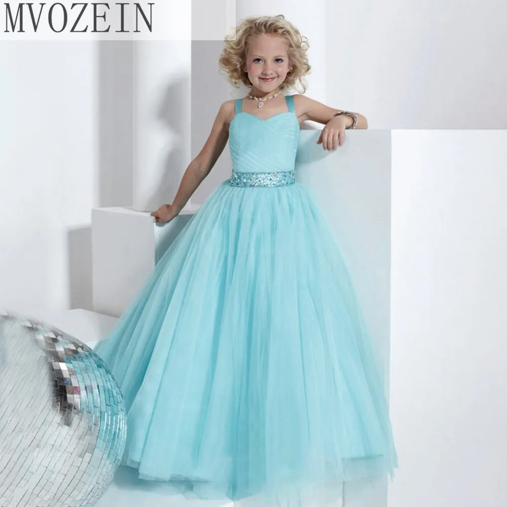 Девочки длинных платьях 10 лет. Длинные платья для девочек. Девочки длинных платьях 10 лет. Красивое белое платье для девочки. Вечернее платье для подростка.