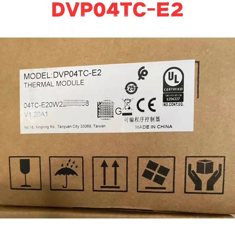 

DVP04TC-E2 Новый оригинальный телефон стандарта DVP04TC E2