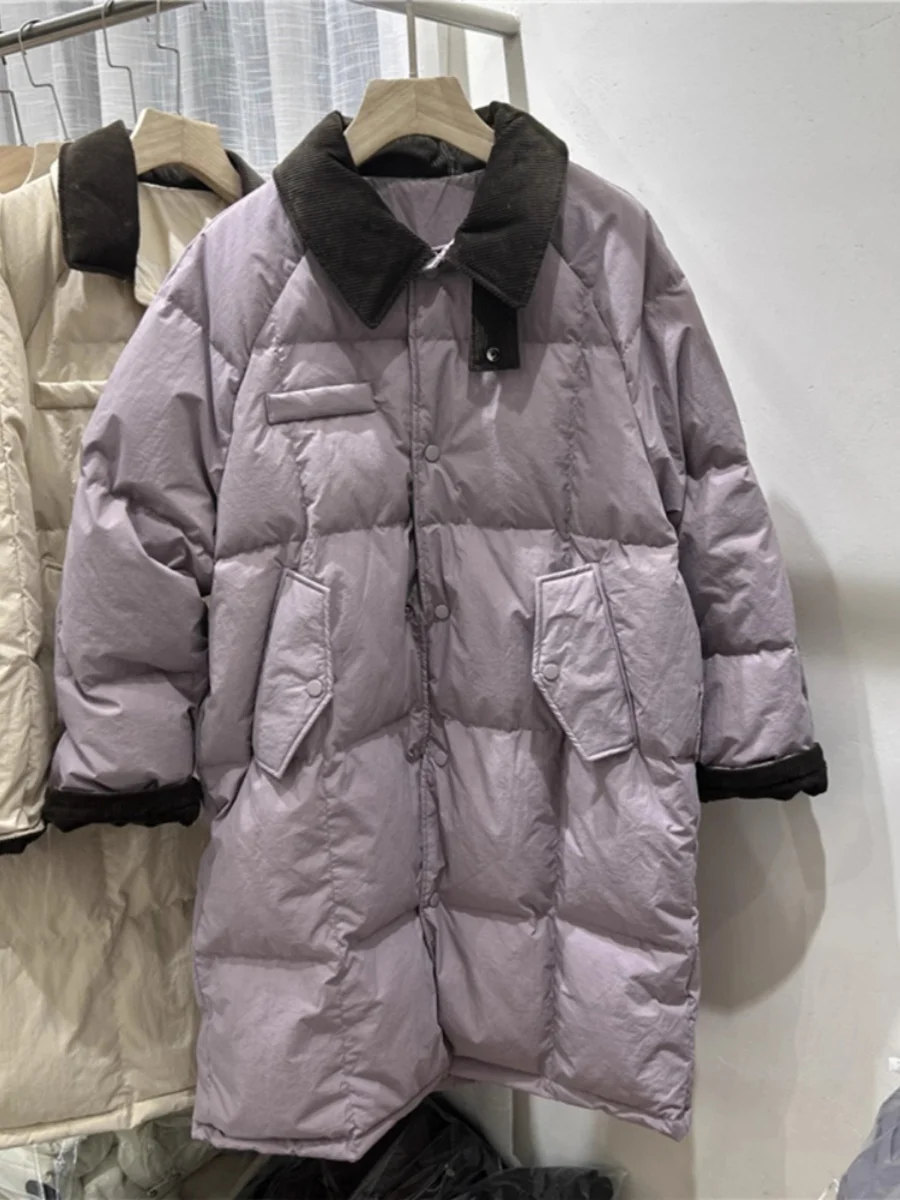 Пуховик женский средней длины с отложным воротником и хлопковой подкладкой