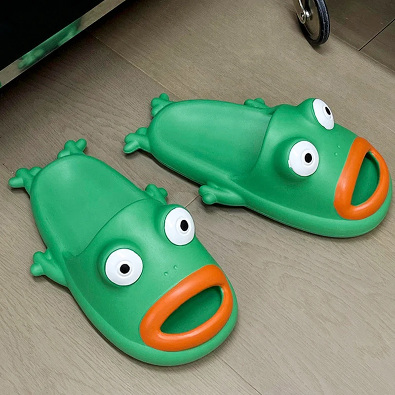 Fun Women Slippers Cartoon Frog Styling Design Women Slides 2023 Summer New Platform Non-Slip Sandals Bathroom Woman Shoes