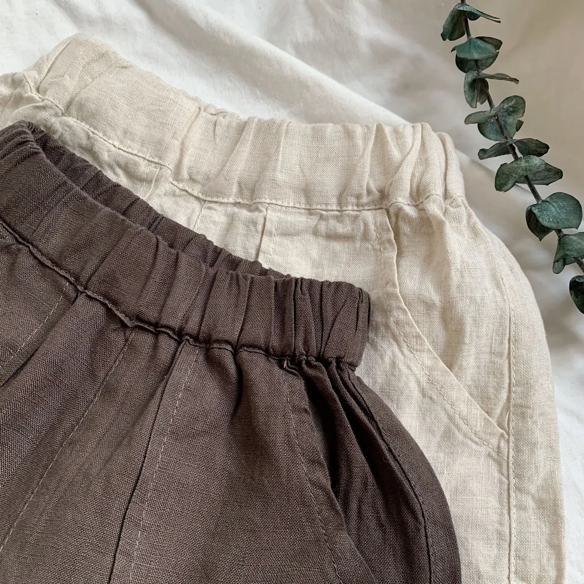 Шорты детские выше колена свободные прямые простые мягкие удобные с эластичным