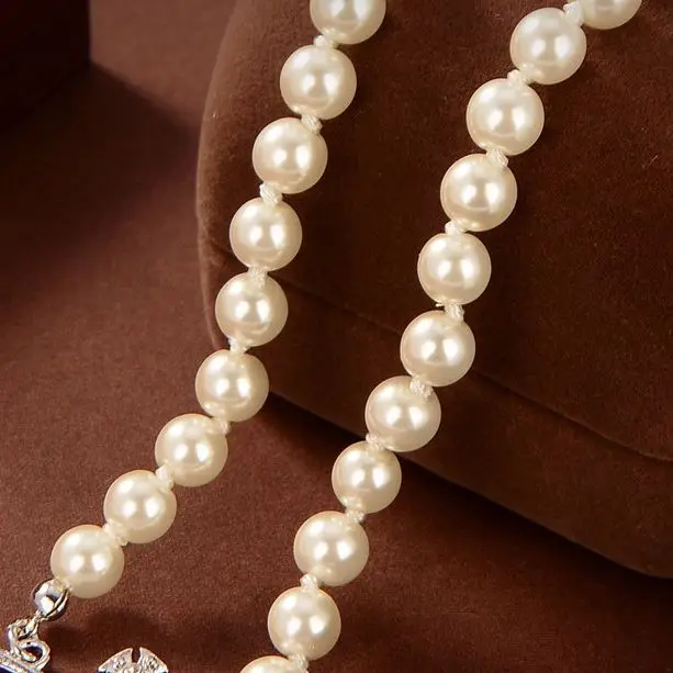 

Ожерелье-чокер женское с жемчужинами и кристаллами