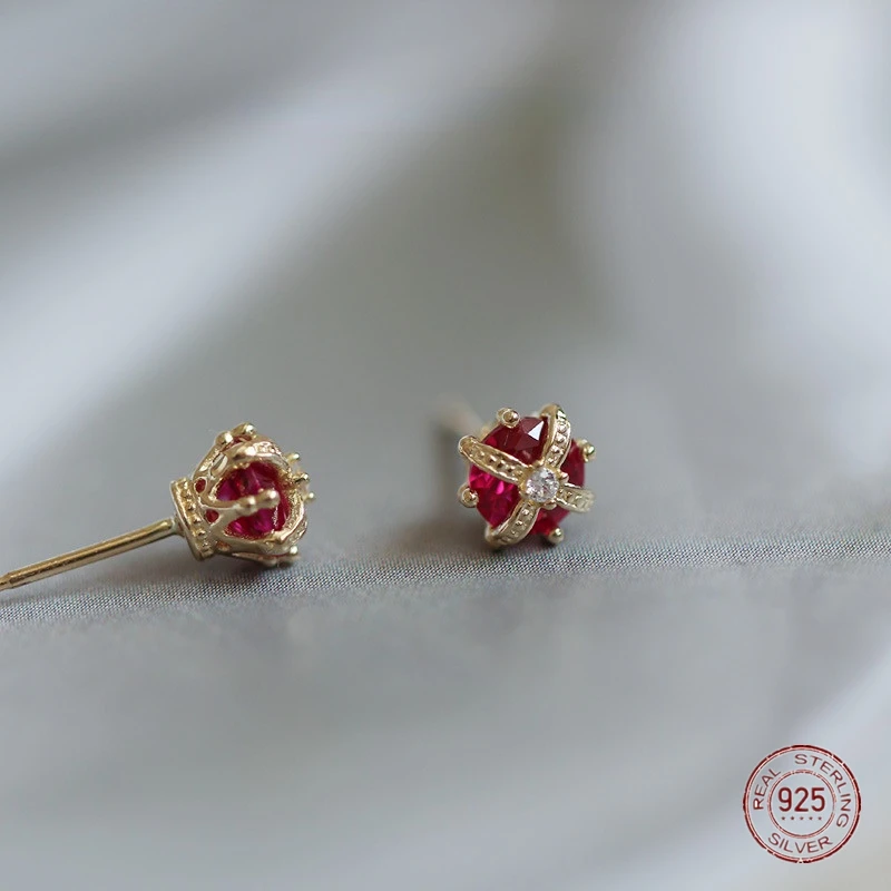 

925 Sterling Silver Crown Earrings Female Temperament Zirconium Mini Stud Earrings Korean Fashion Plated 14k Gold Jewelry