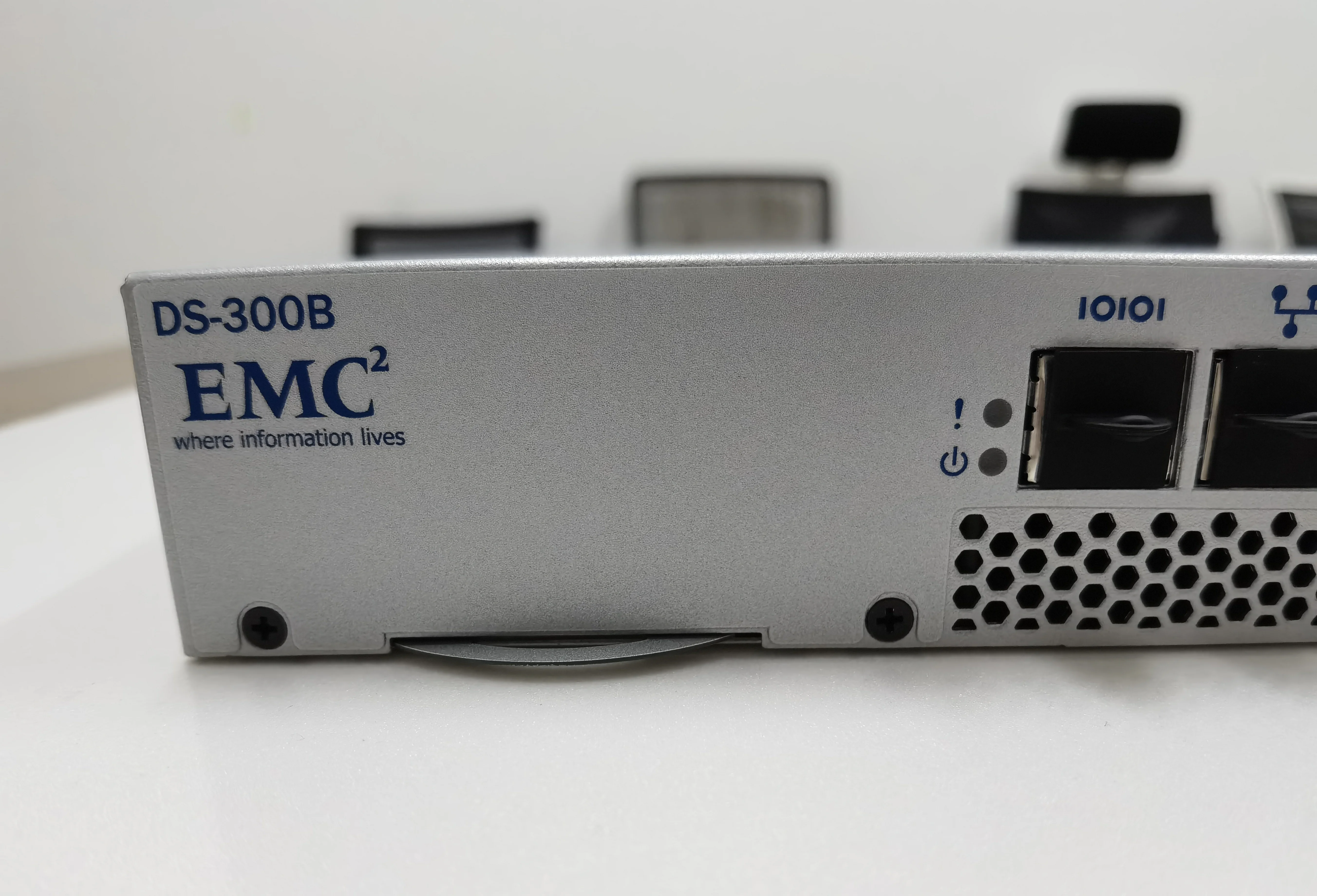 Рисунок 2 - EMC флэш-карта памяти