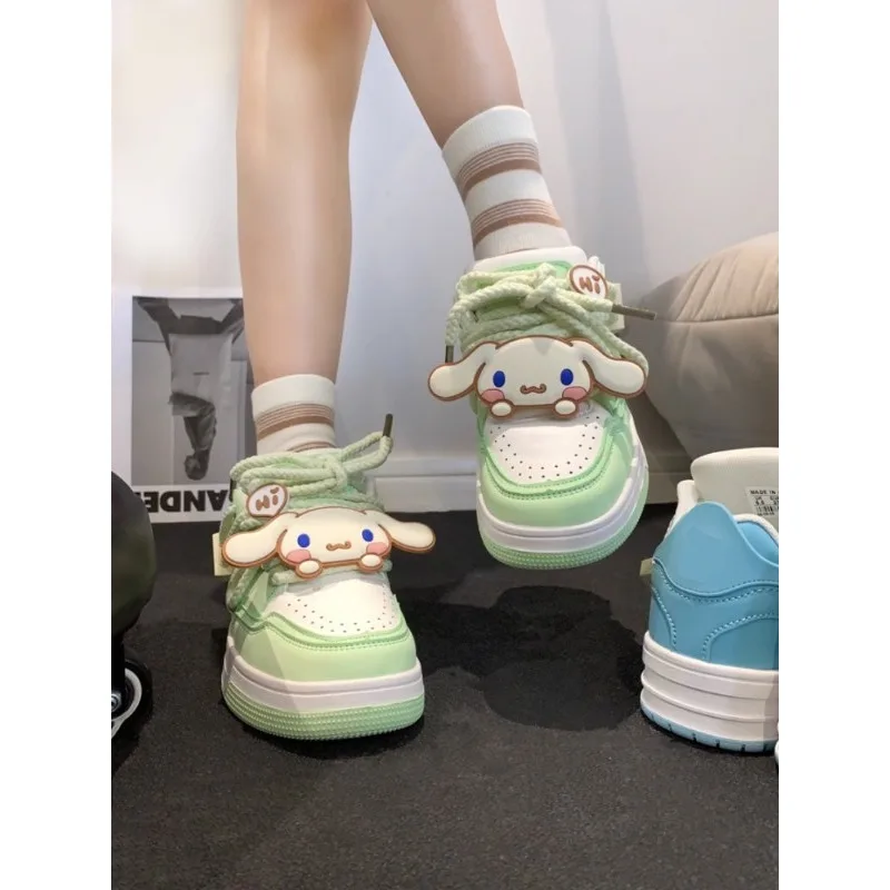 

Sanrio Cinnamoroll симпатичные белые туфли для женщин 2023 Новая летняя дышащая Спортивная обувь для скейтборда универсальная повседневная обувь zapatos