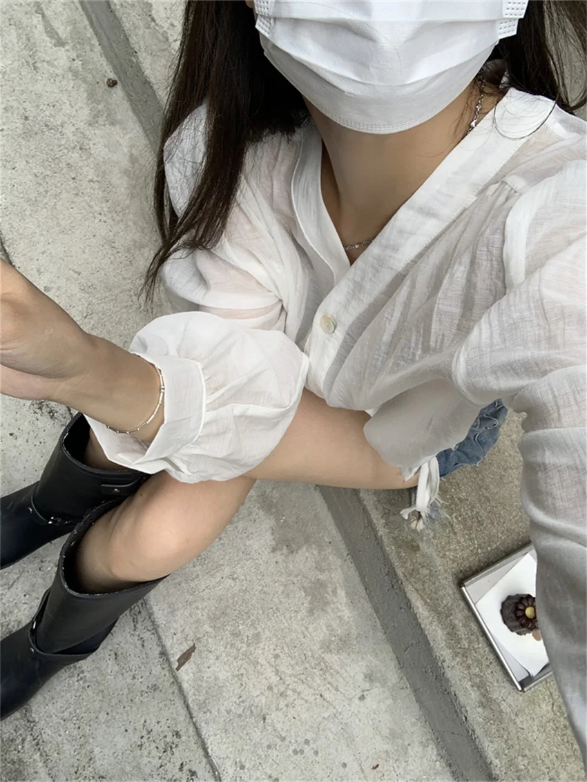 Женская Однотонная рубашка с V-образным вырезом на осень