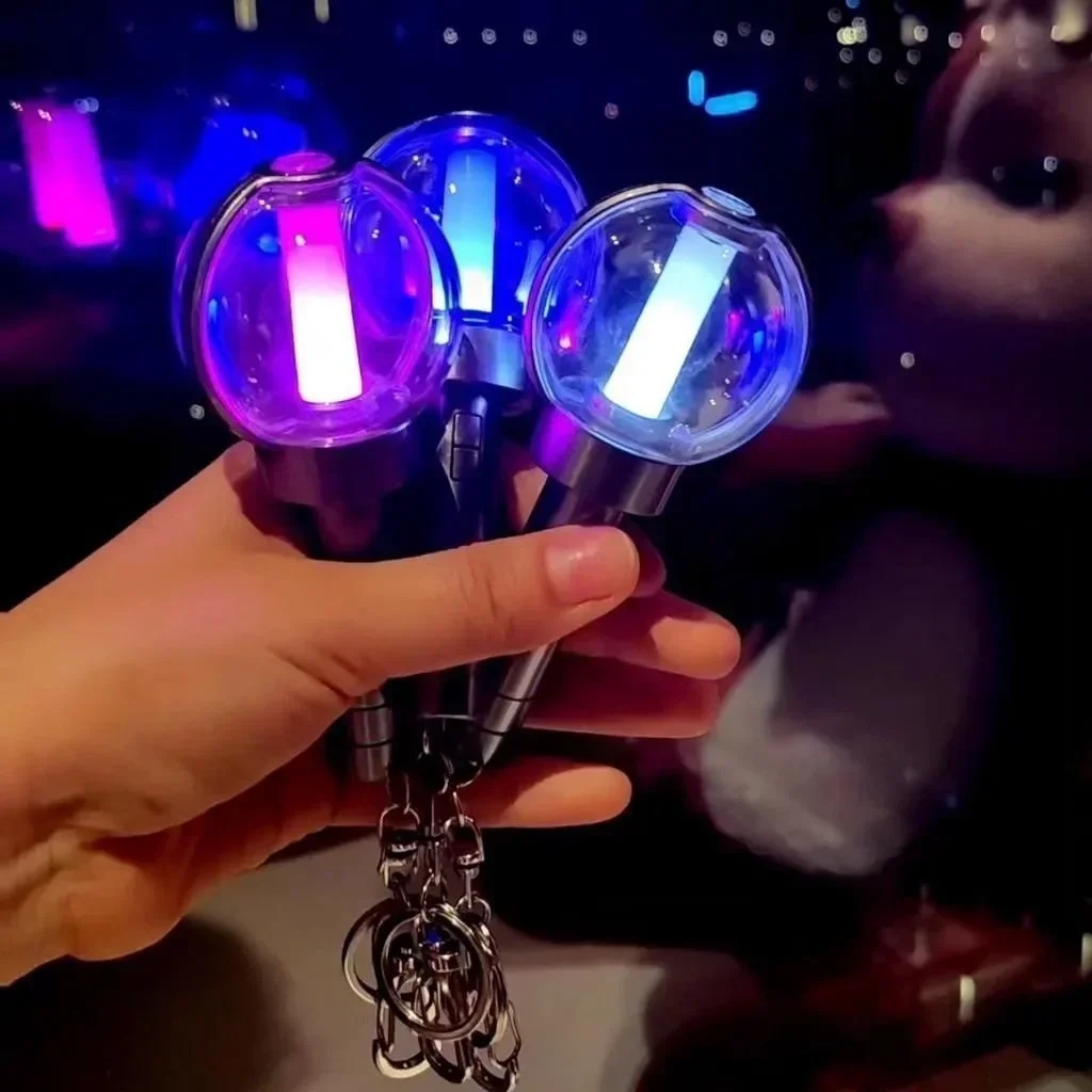Kpop Idol ENGENE Мини Lightstick Брелок для ключей Светящиеся палочки Брелки JUNGWON HEESEUNG JAY JAKE