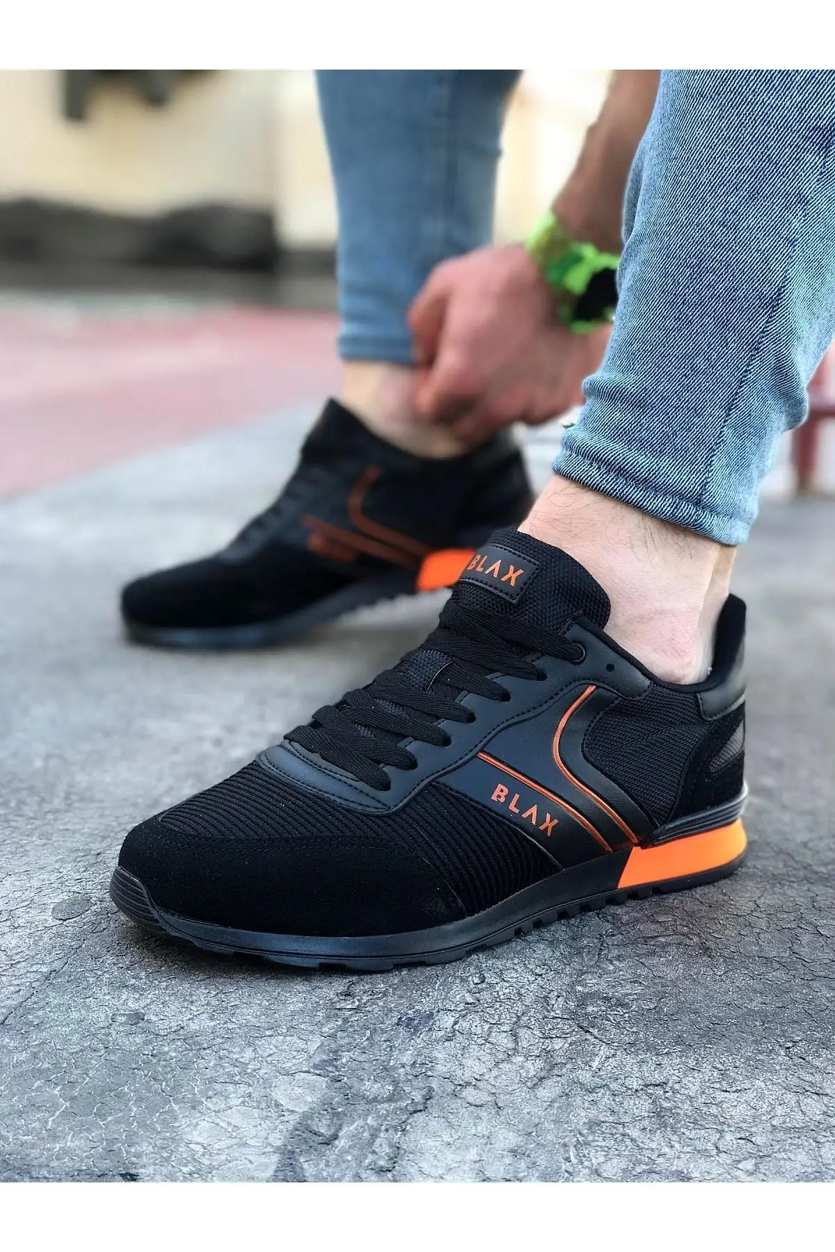 

WG014 black orange men's sneakers