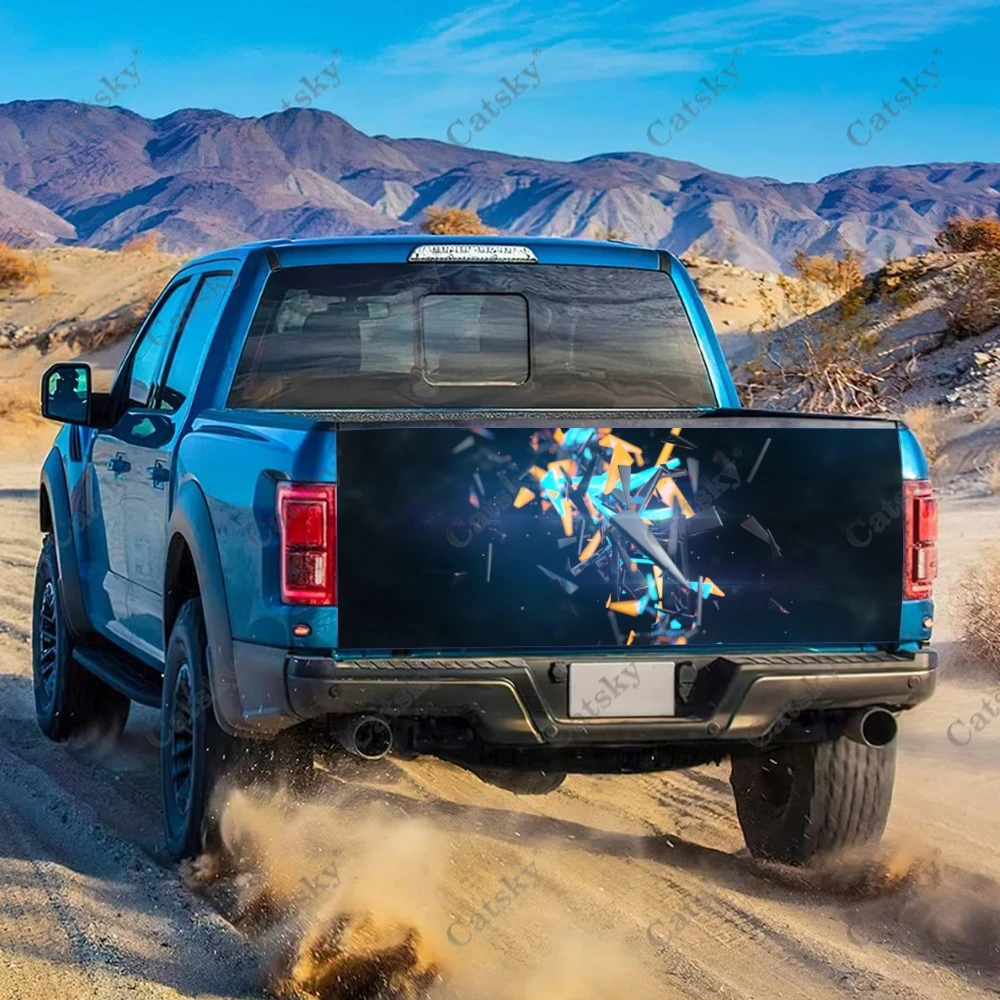 Полосатая многоугольная наклейка с неравномерной графикой для автомобиля