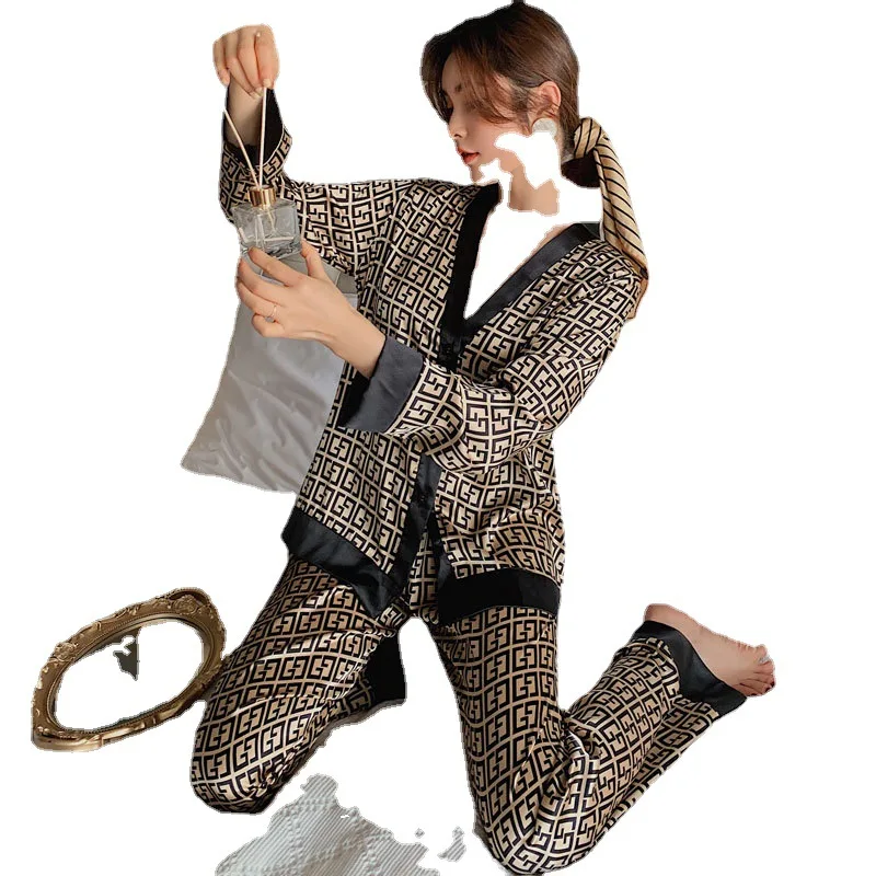 Spring and Summer New Ice Silk Pajamas Female Retro Sexy Fashion Ice and Snow Silk Home Service Cardigan Suit