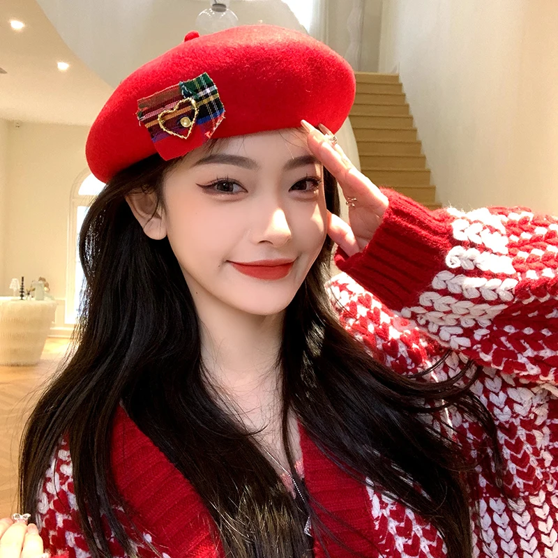 

Luna&Dolphin Japanese Women Wool British Style Berets Wild Models England Plaid Love Artist Cap Winter Girl's Painter Beanie Hat