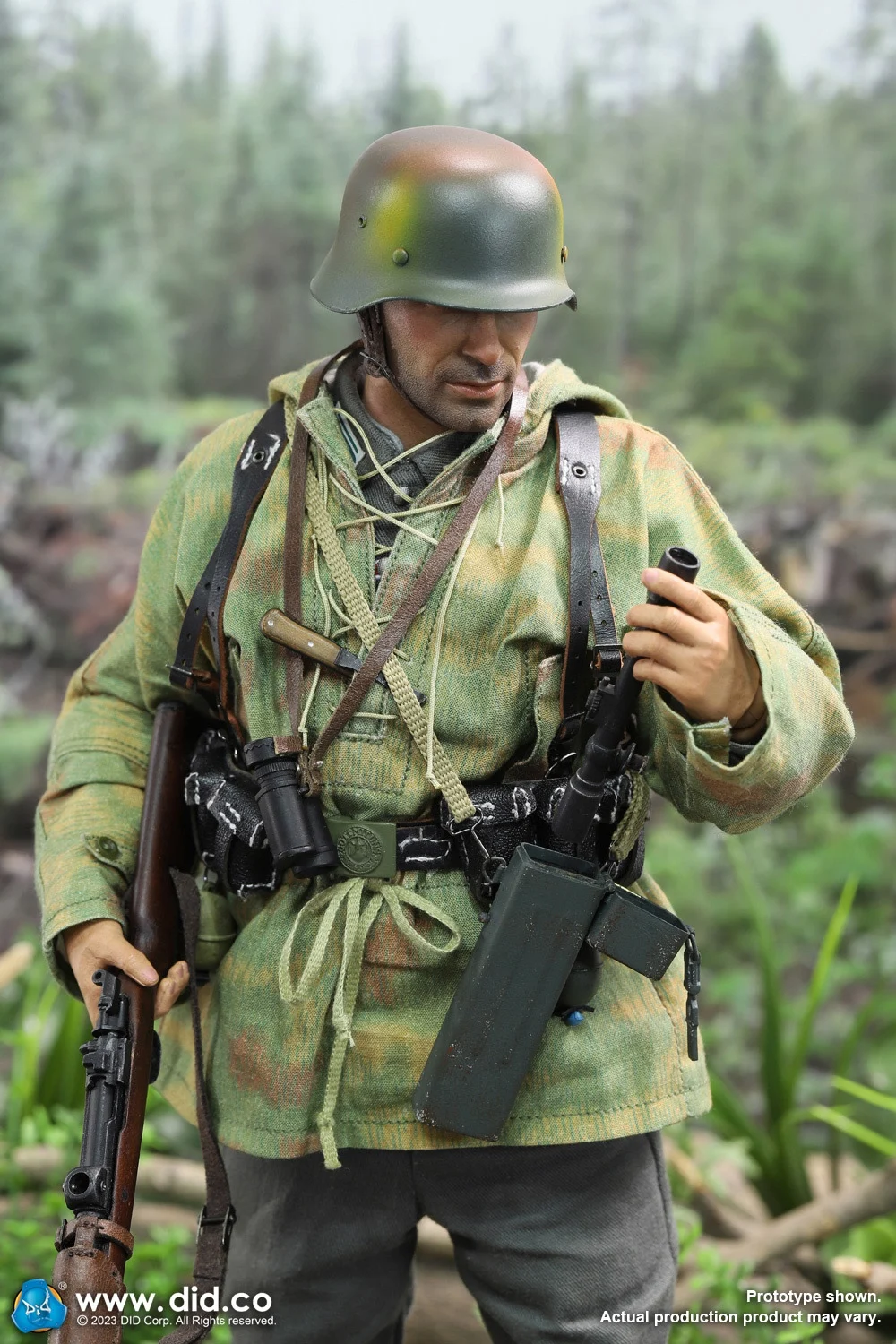 DID D80163 WWII Series Soldier Ryan the Sniper Male Camo Grown Coat Shirt Belt Model Fit 12" Action Figure Collectable DIY 1/6