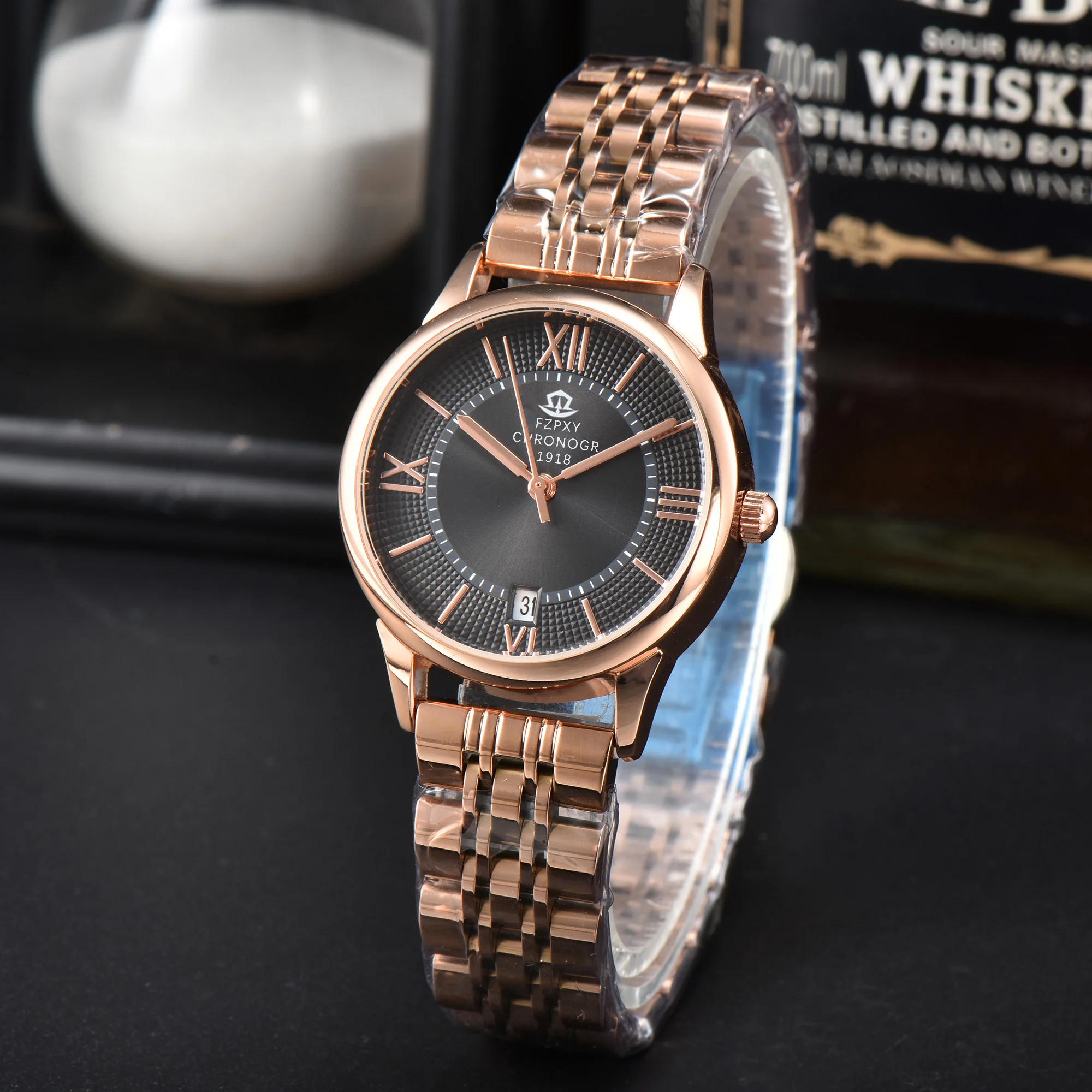 

TXZ05 Brand Watches quartz women Fashion Classic Sports WristWatch Business Date Chronograph AAA Clocks