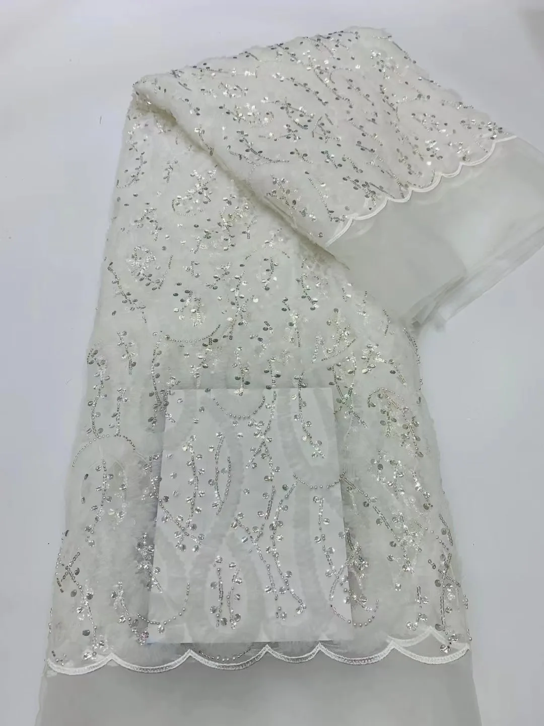 

New Design African Mesh Lace Fabric 2022 High Quality Lace Nigerian French Lace Fabric with Sequins African Wedding Dress MX5244